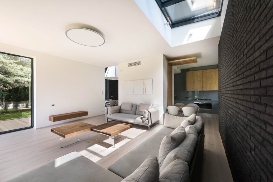 Modern and comfortable house for family, Agora Grafietzwart